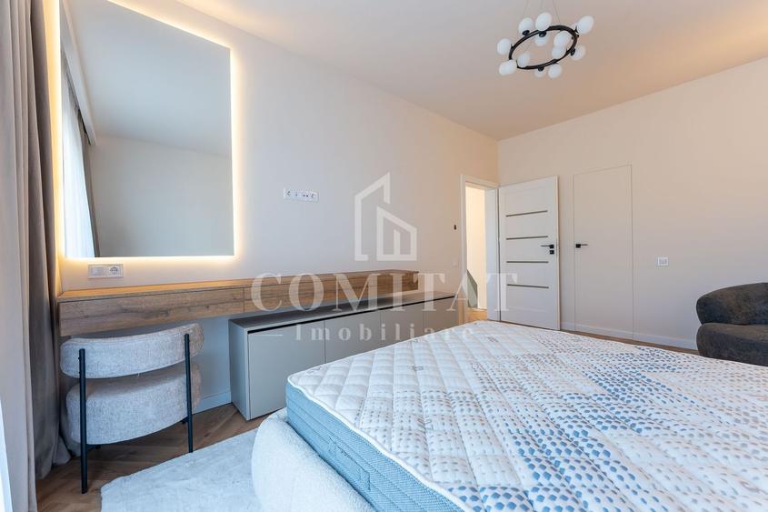 Duplex cu 4 camere cu Canalizare în Chinteni