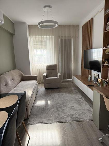 Apartament cu 2 camere decomandat în Tătărași