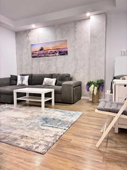 Apartament cu 2 camere decomandat în Exterior Vest