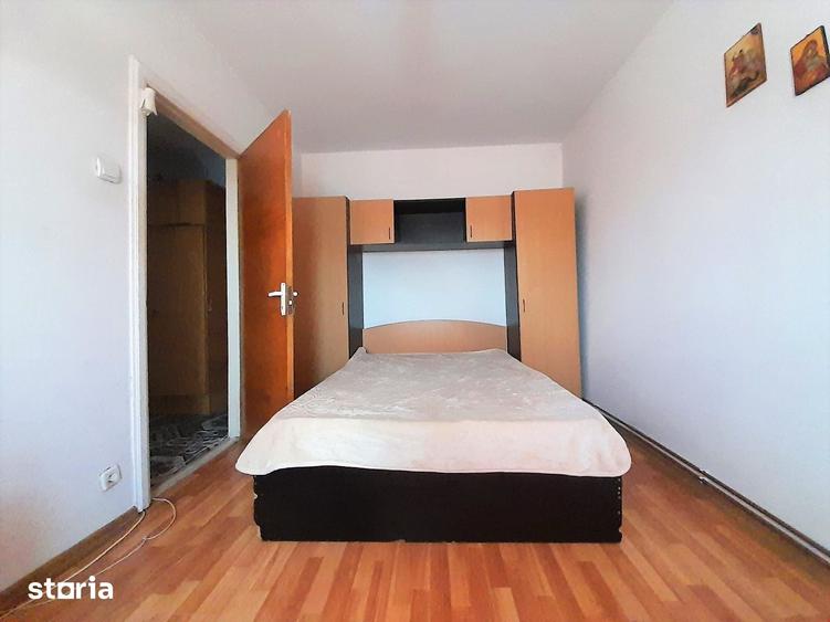 Apartament cu 3 camere decomandat în Militari