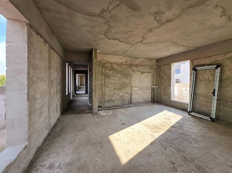 Apartament cu 4 camere decomandat în Militari