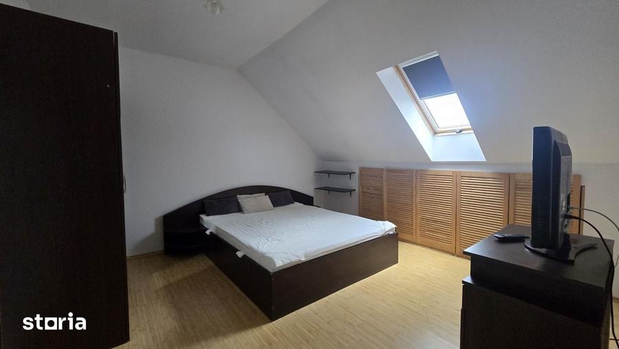 Apartament cu 3 camere în Vasile Aaron