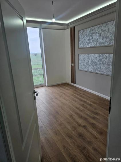 Apartament cu 3 camere decomandat în Torontalului