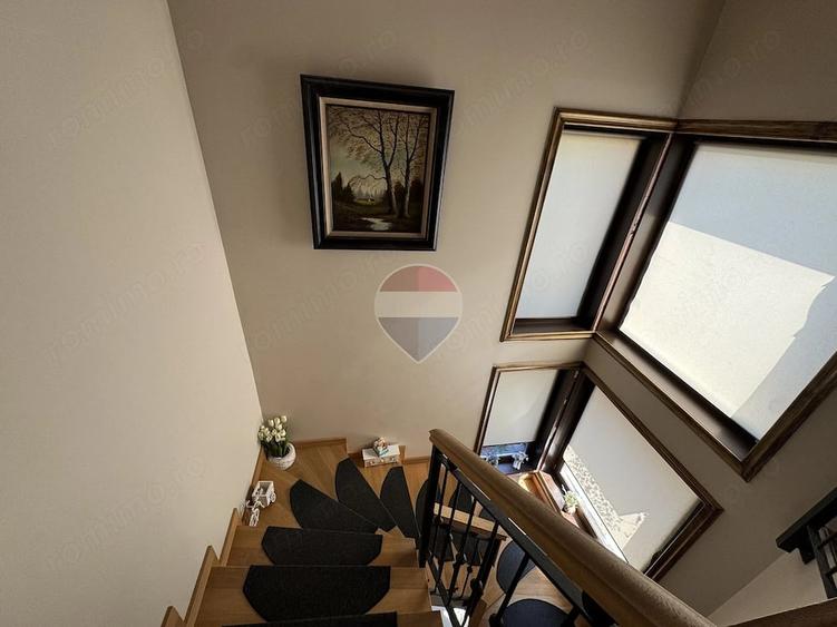 Casă cu 3 camere cu Teren 180 Mp în Central