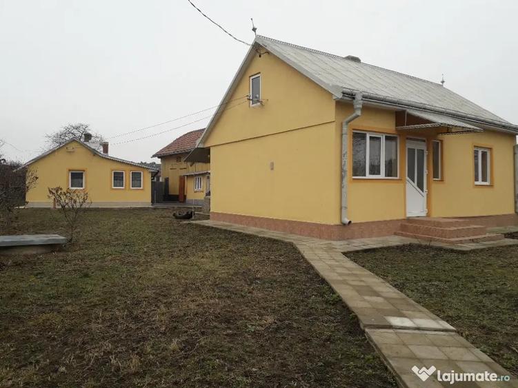 Casă cu 3 camere cu Teren 1800 Mp în Plopeni