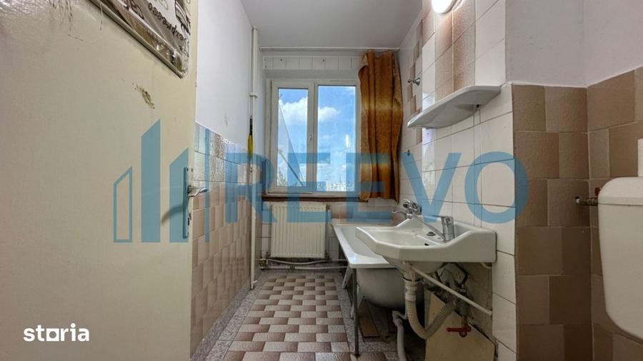 Apartament cu 2 camere decomandat, mobilat în Cornișa