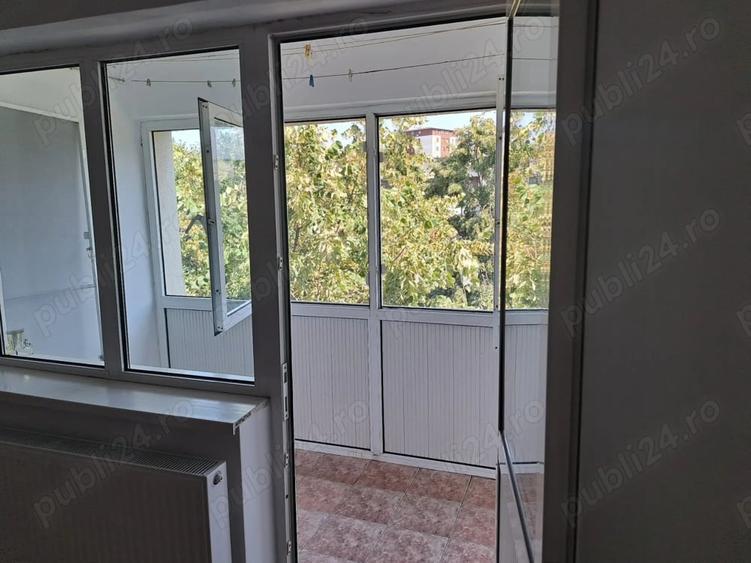 Apartament cu 2 camere decomandat în Piața Nouă
