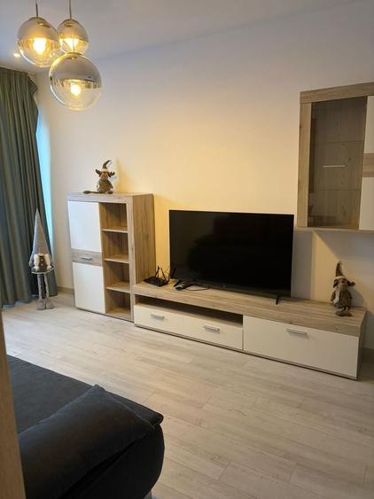 Apartament cu 3 camere, mobilat în Vitan-Bârzești