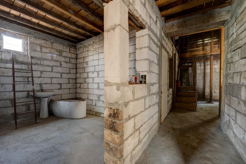 Casă individuală cu 4 camere cu Canalizare în Rahova