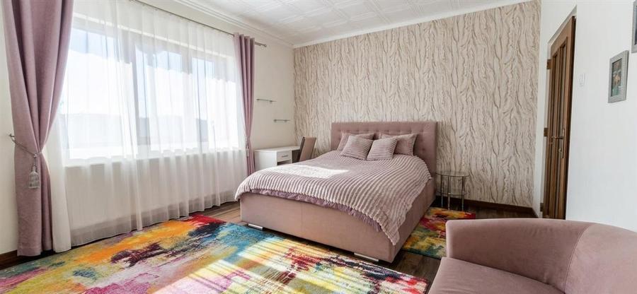 Casă cu 2 camere cu Teren 2000 Mp în Nojorid