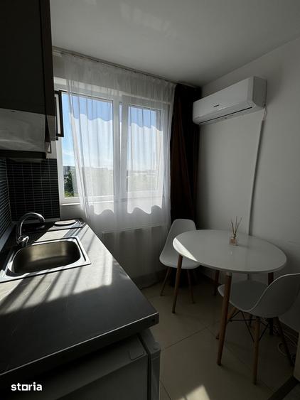 Apartament cu 2 camere în Apărătorii Patriei