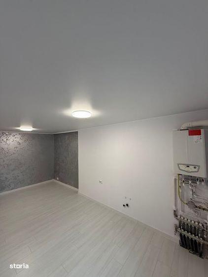 Casă cu 4 camere cu Teren 80 Mp în Blejoi
