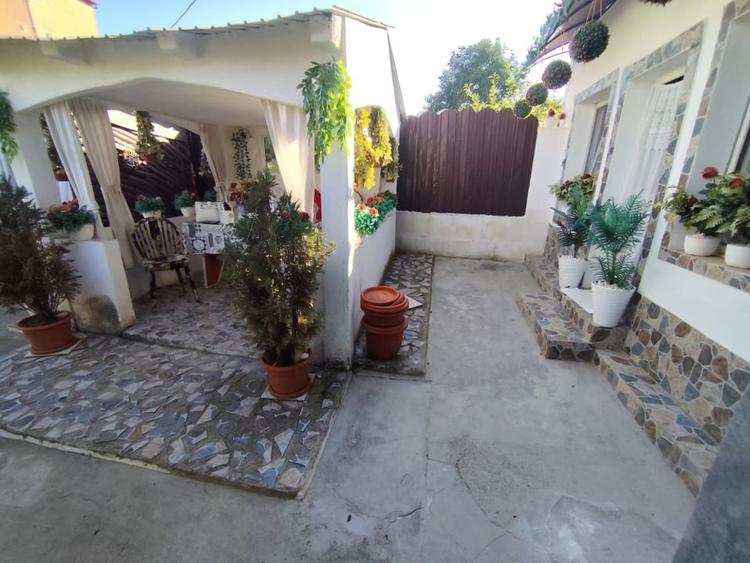 Casă individuală cu 5 camere cu Teren 380 Mp în Cugir