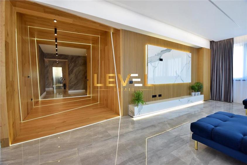 Apartament cu 4 camere decomandat, mobilat în Băneasa