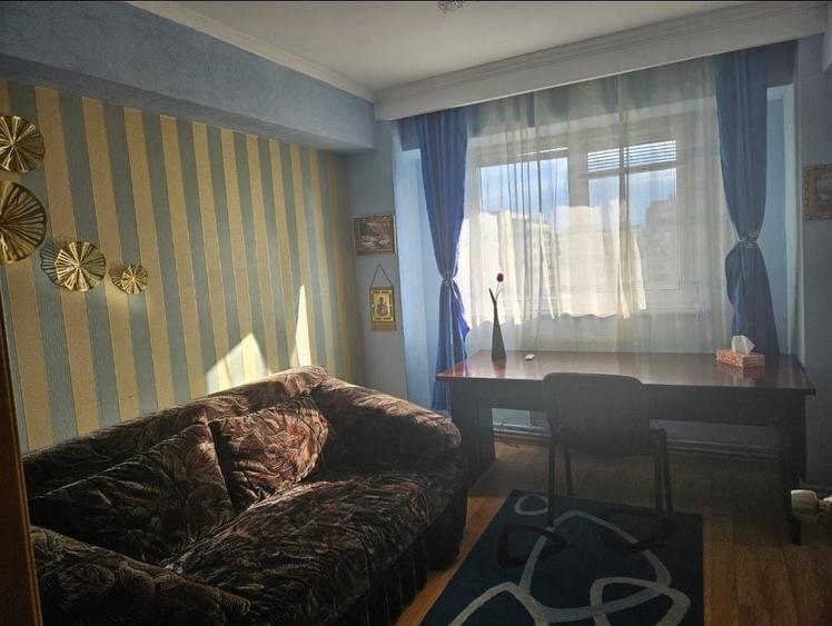 Apartament cu 3 camere decomandat în Ultracentral