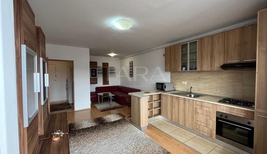 Apartament cu 2 camere semidecomandat, mobilat în Baciu