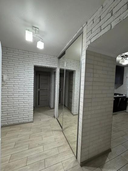 Apartament cu 2 camere decomandat în Gara de Nord