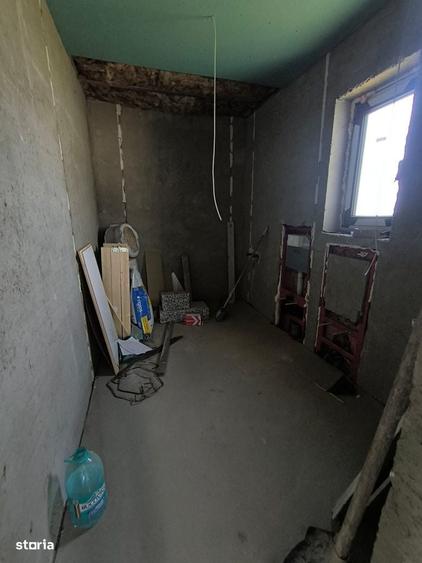 Casă cu 4 camere cu Teren 375 Mp în Valea Ursului