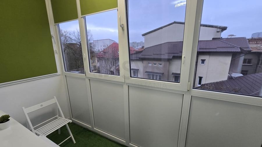 Apartament cu 2 camere semidecomandat, mobilat în Gara de Nord