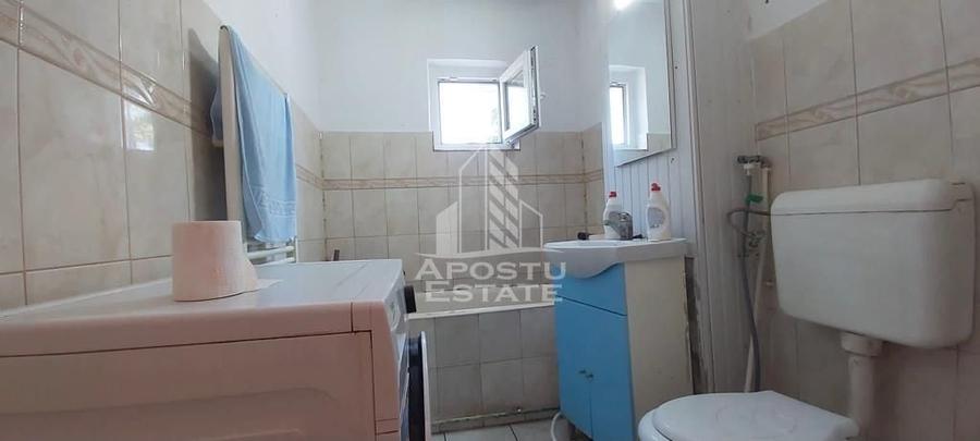 Apartament cu 3 camere decomandat, mobilat în Micălaca