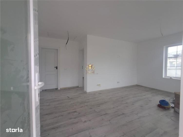 Casă cu 3 camere cu Teren 500 Mp în Bucium