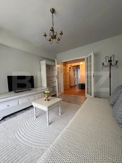 Apartament cu 4 camere decomandat în Ultracentral