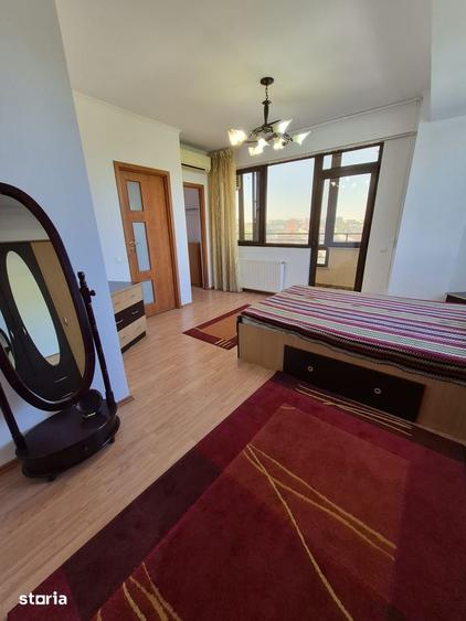Apartament cu 5 camere decomandat, mobilat în Grivița