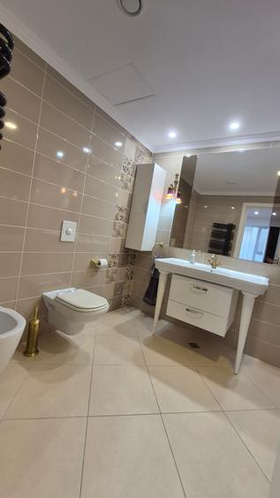 Apartament cu 3 camere decomandat în Kiseleff