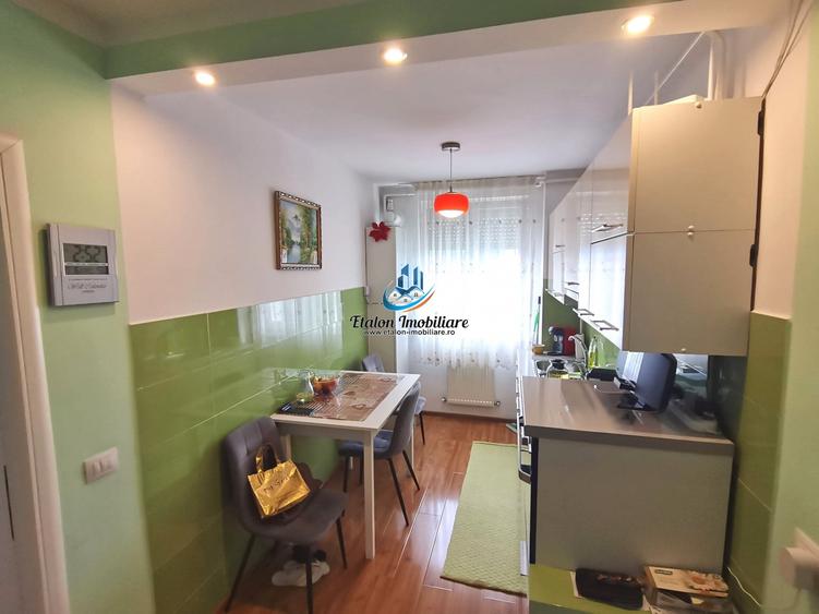 Apartament cu 2 camere semidecomandat în Central
