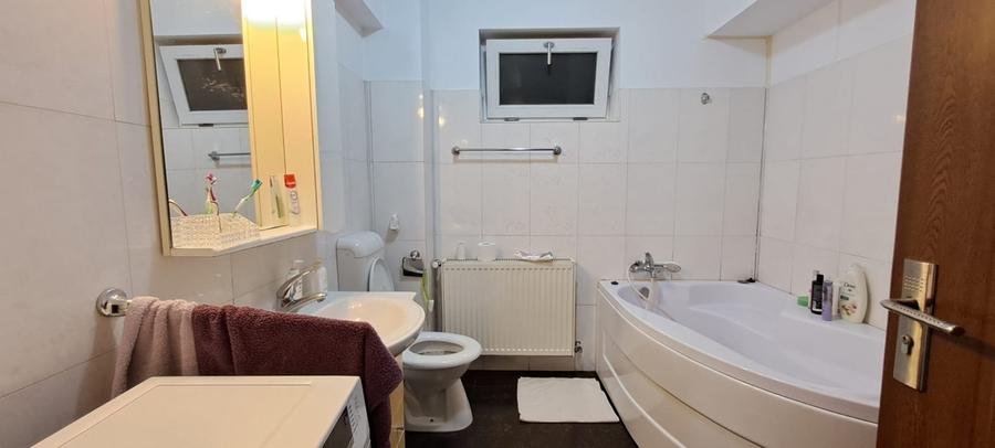 Casă cu Teren 200 Mp în Pantelimon