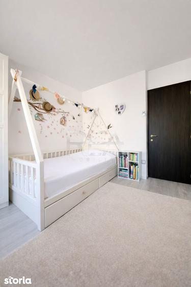 Apartament cu 3 camere semidecomandat, mobilat în Pantelimon