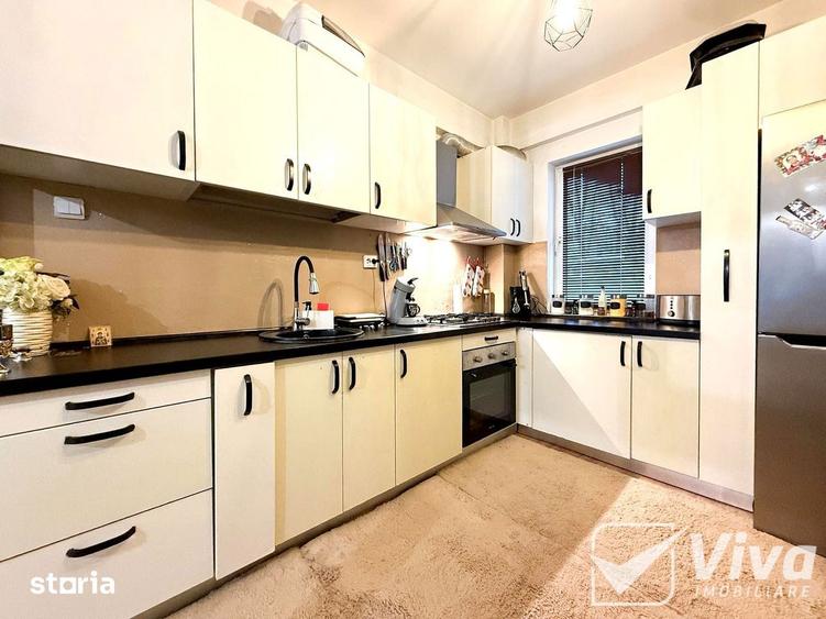 Apartament cu 3 camere semidecomandat, mobilat în Podu Roș