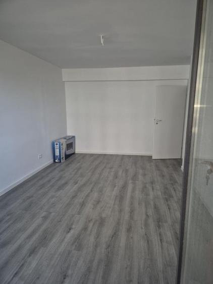 Apartament cu 2 camere decomandat în Tomis Plus