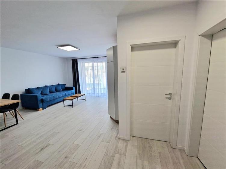 Apartament cu 2 camere decomandat, mobilat în Mărăști