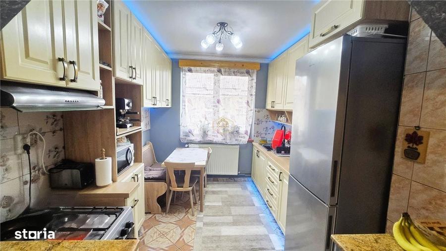 Apartament cu 2 camere decomandat în Central