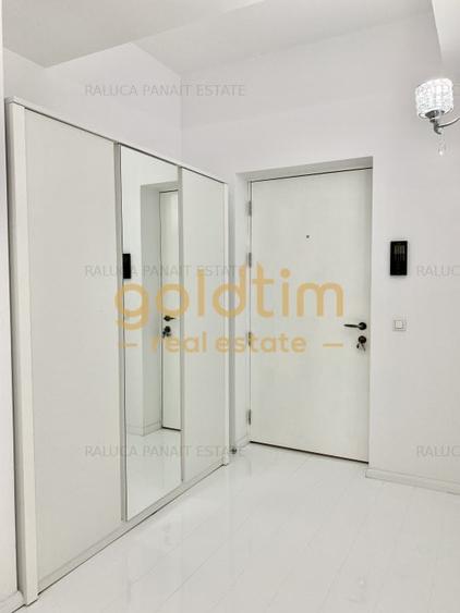 Apartament cu 3 camere semidecomandat, mobilat în Pipera