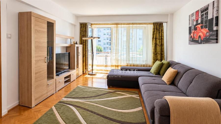 Apartament cu 2 camere decomandat, mobilat în Decebal