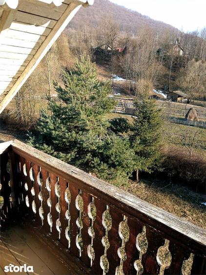 Casă cu Teren 2500 Mp în Secăria