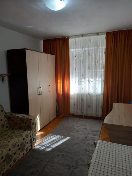 Garsonieră în Girocului