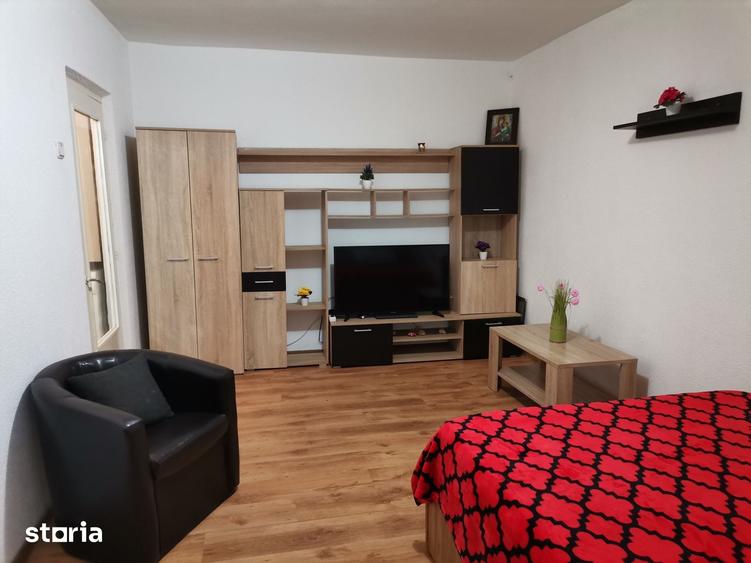 Garsonieră semidecomandată în Dorobanți 2