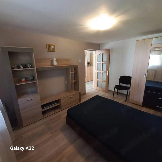 Casă cu 3 camere cu Teren 2596 Mp în Central