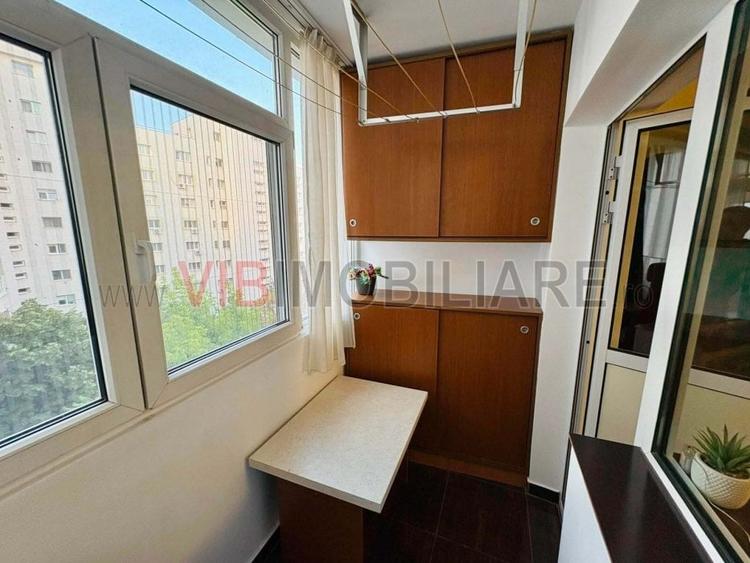 Apartament cu 2 camere decomandat în Victoriei