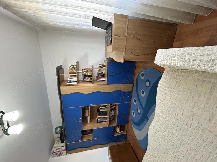 Apartament cu 4 camere decomandat în Central