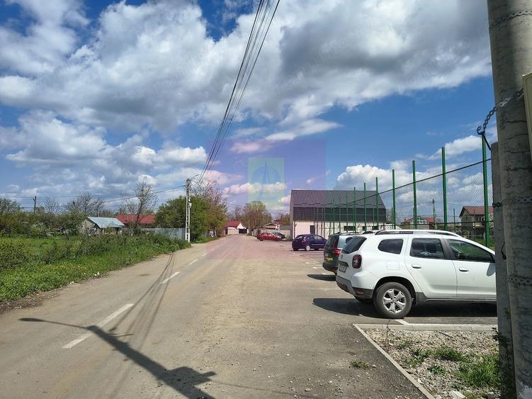 Teren de 12450 mp, în Poșta