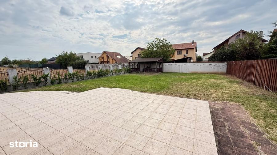 Casă cu 4 camere cu Teren 600 Mp în Central