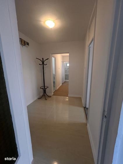 Apartament cu 3 camere decomandat în Dristor