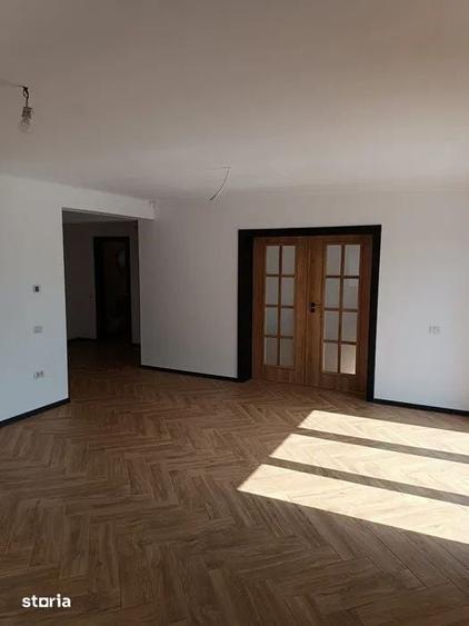 Casă cu 1 camere cu Teren 500 Mp în Tărlungeni