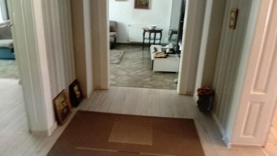 Casă cu 6 camere cu Teren 508 Mp în Bujac