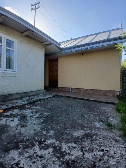 Casă cu 4 camere cu Teren 2000 Mp în Progresul