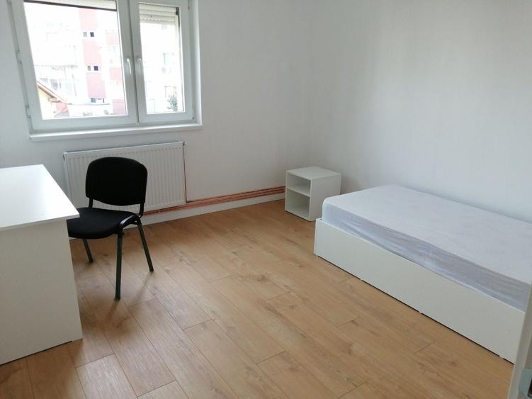 Apartament cu 4 camere decomandat în Mănăștur